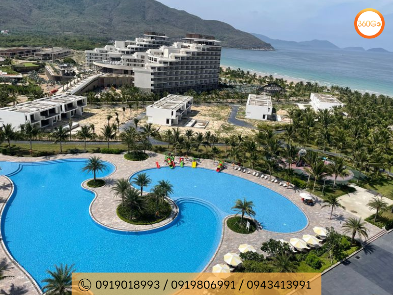 Hồ bơi vô cực tại Aquamarine Cam Ranh - Du lịch 360Go